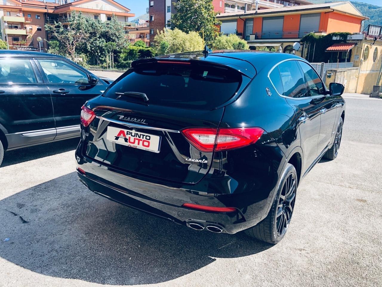 Maserati Levante V6 Diesel 275 CV AWD Gransport