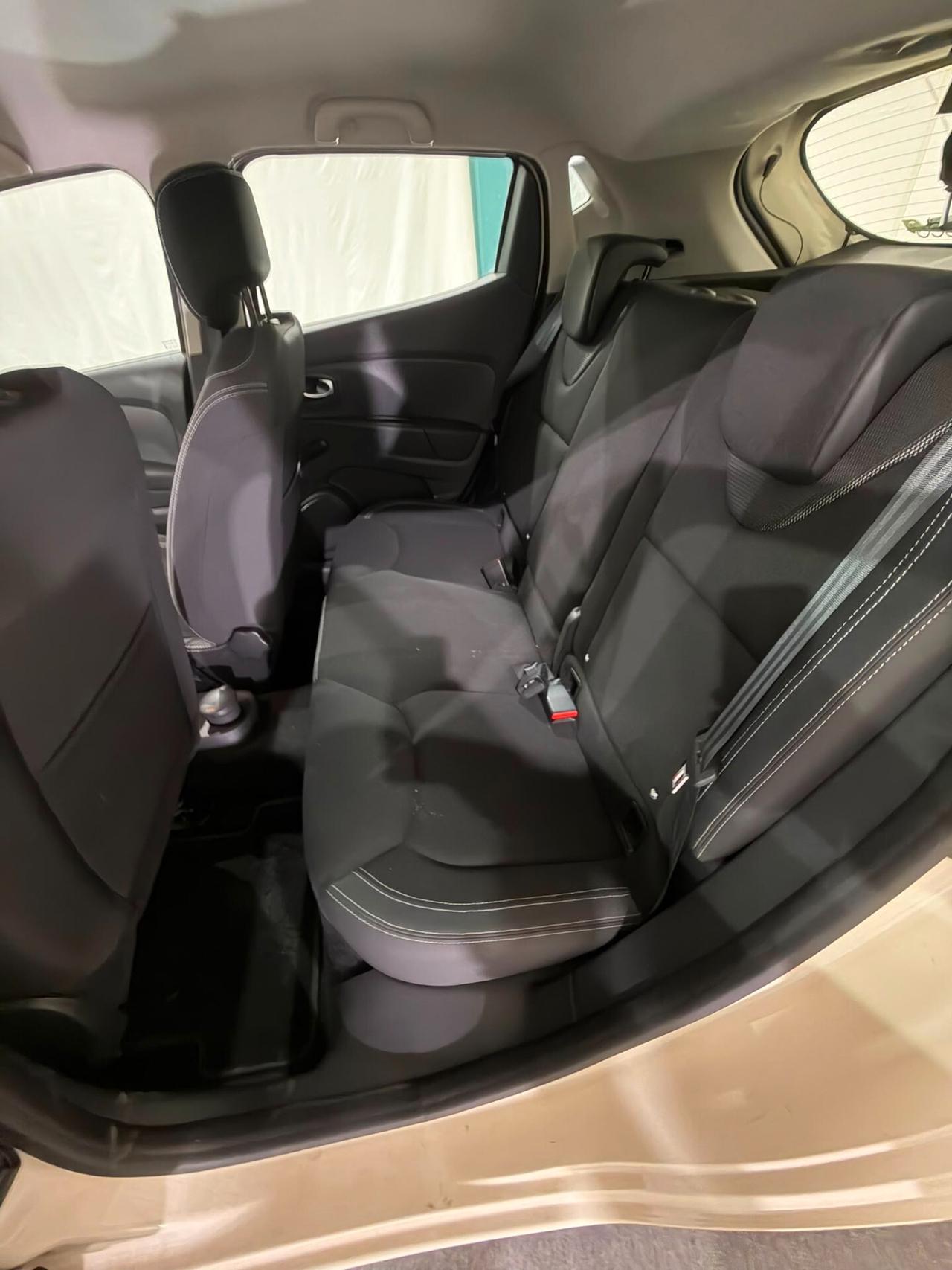 Renault Clio Sporter TCe 120CV EDC Start&Stop Energy Intens