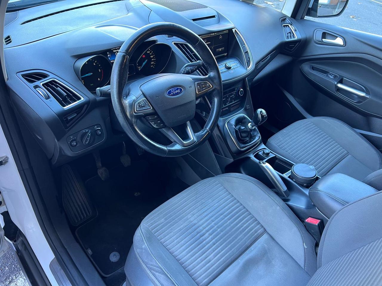 Ford C-Max Titanium 1.5 TDCi #8023