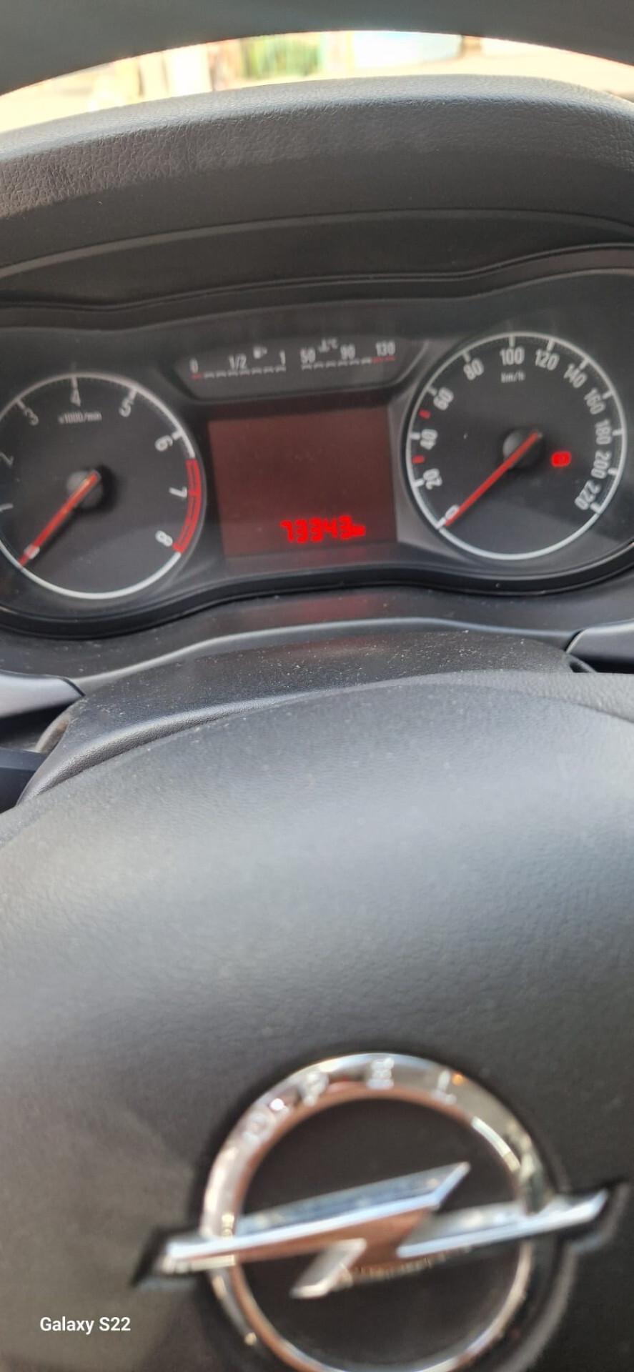 Opel Corsa 1.2 5 porte