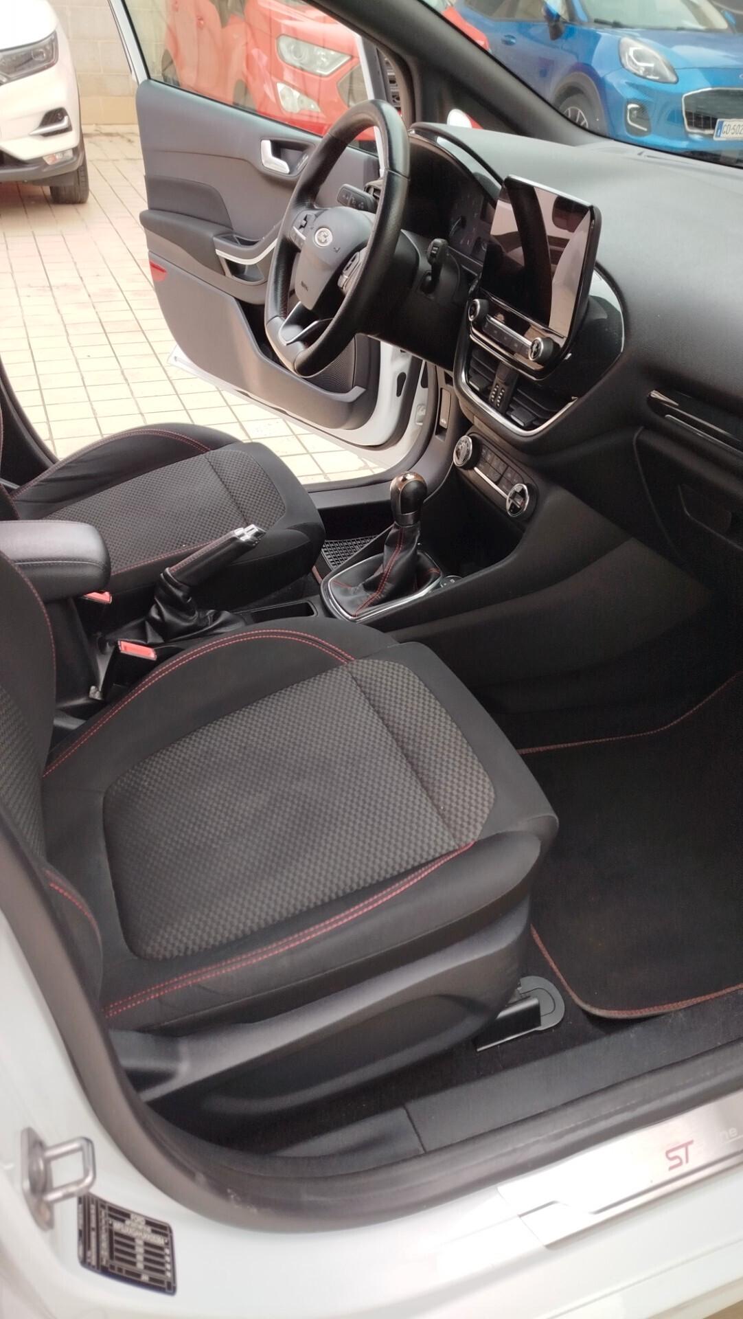 Ford Fiesta 1.1 85 CV 5 porte ST-Line