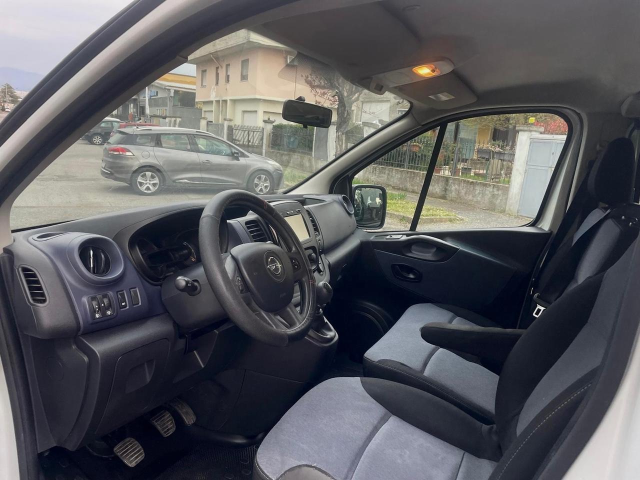 Opel Vivaro 1.6 Diesel 9 posti 2017