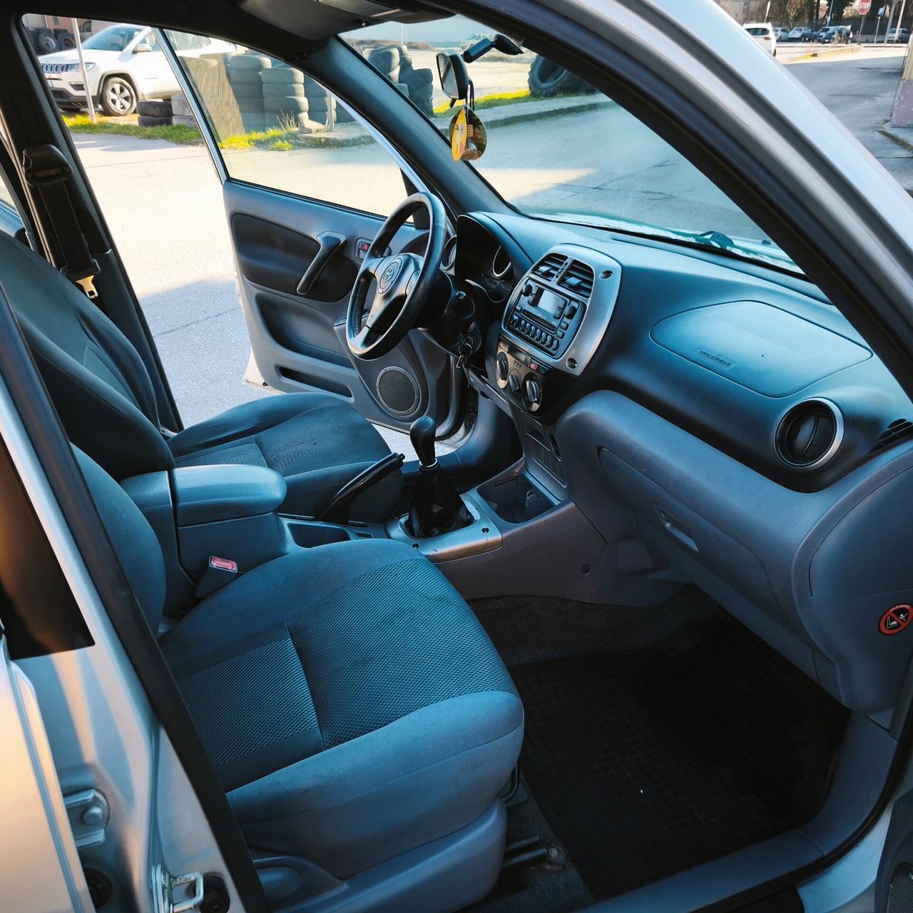 Toyota RAV 4 RAV4 2.0 Tdi D-4D cat 5 porte