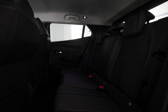 PEUGEOT 2008 2008 PureTech 130 S&S Allure Pack