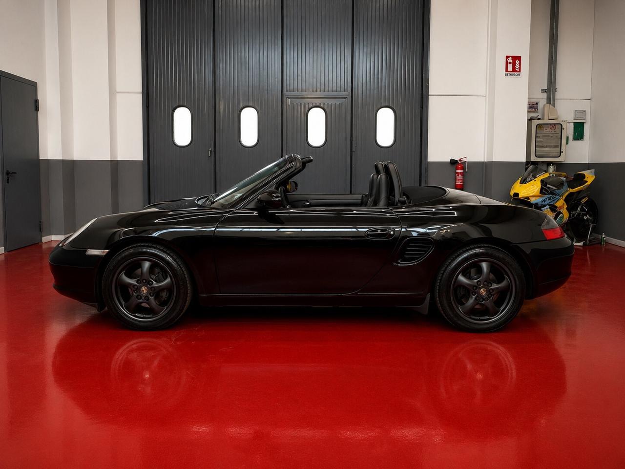 Porsche Boxster 2.5i 24V cat