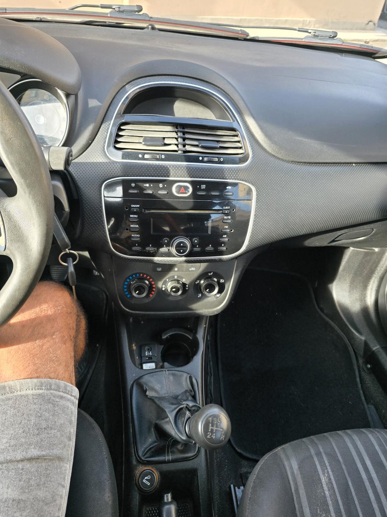 Fiat Punto evo 1.2 dynamic 130 mila km perfetta neopatentati ok