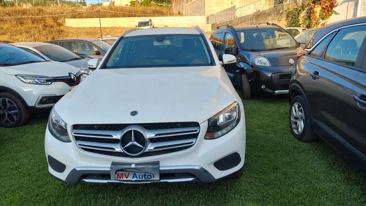 Mercedes-Benz GLC 250d 4Matic Automatico Exclusive - Eleganza e Potenza