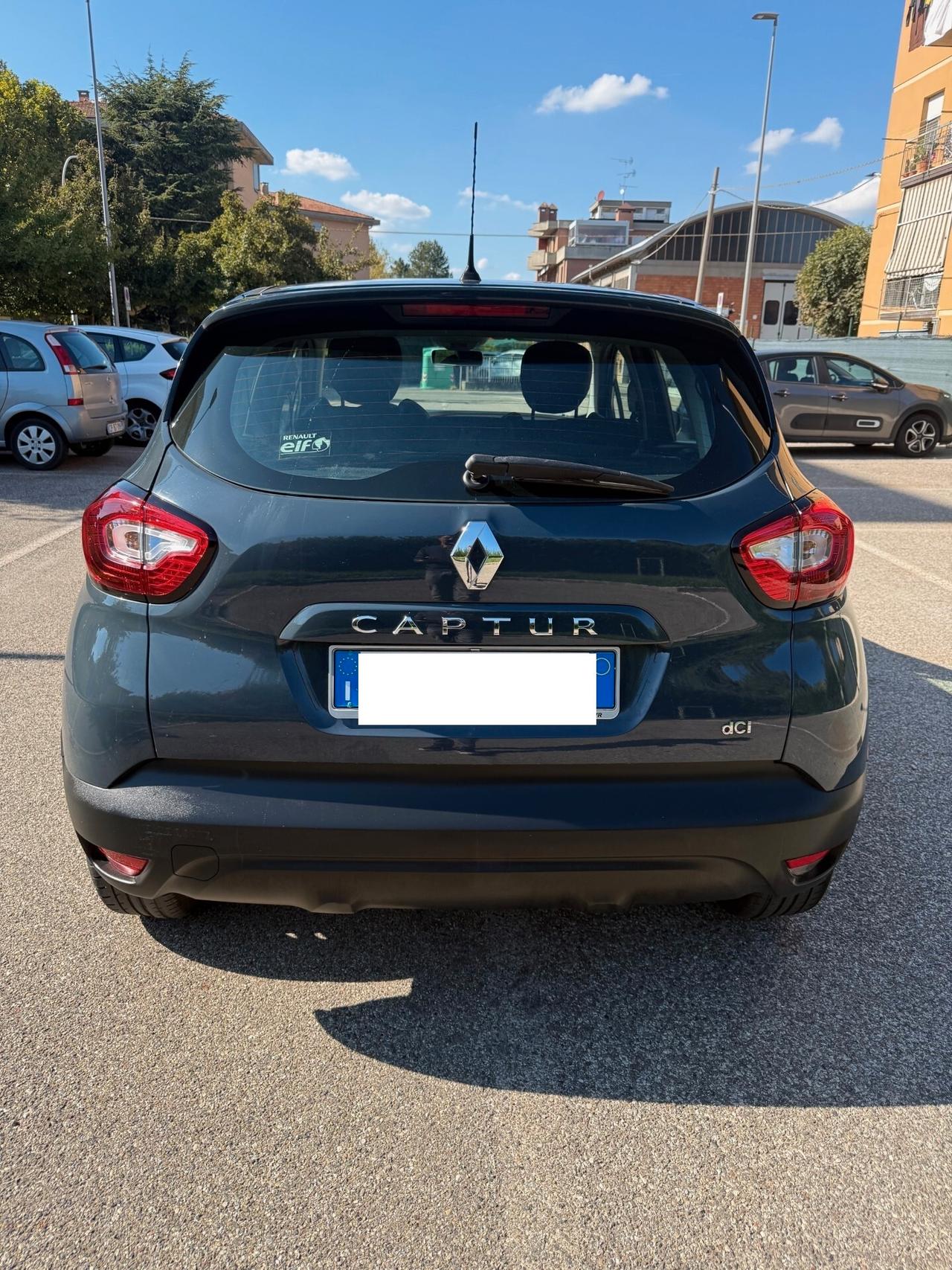 Renault Captur 1.5 dci - AUT. - NEOP. - NAV. - 12 MESI DI GAR. -
