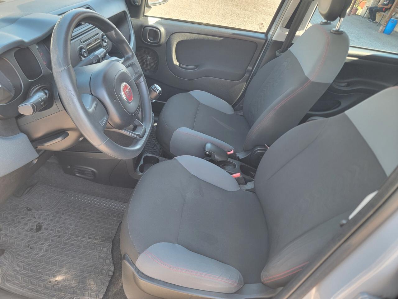Fiat Panda 1.2 Waze EURO6 distributizione nuova garanzia