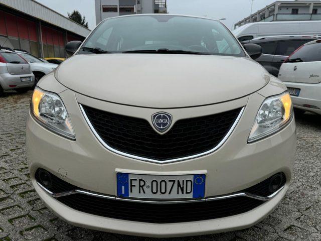 LANCIA Ypsilon 1.2 69 CV 5 porte Silver