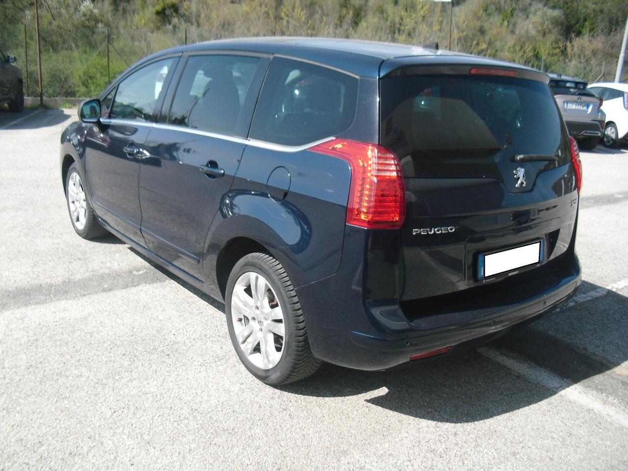 Peugeot 5008 2.0 HDi 150CV Féline 7 POSTI, FULL OPT, UNIPRO'