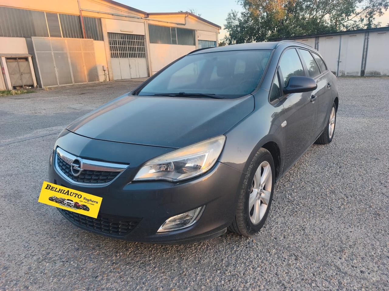 Opel Astra Sw 2012---1.4 Benzina GPL