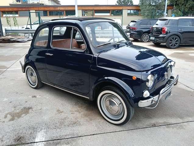 Fiat 500 ex gigi d' alessio targhe e libro originale
