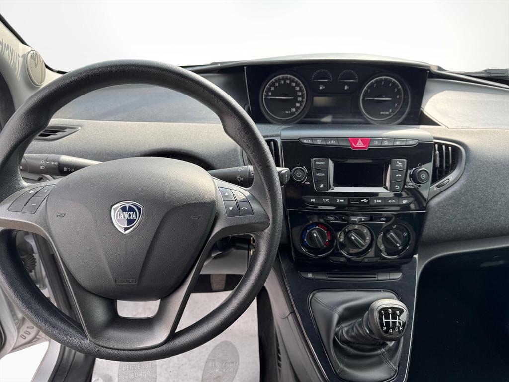 LANCIA Ypsilon III 2021 - Ypsilon 1.0 firefly hybrid Silver s&s 70c