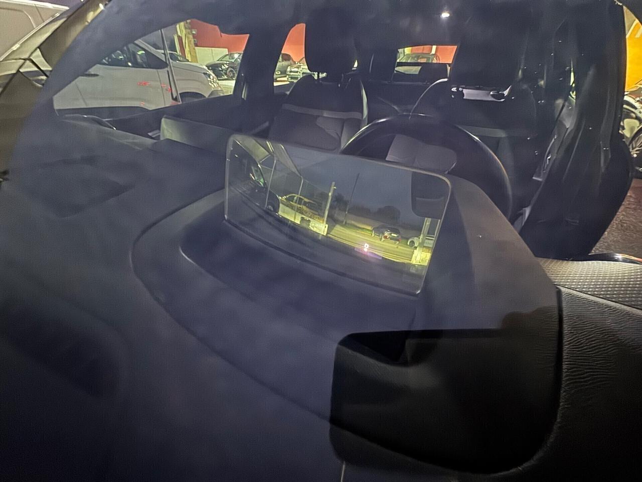 Citroen C4 BlueHDi 130 EAT8 Shine retrocam Sensori