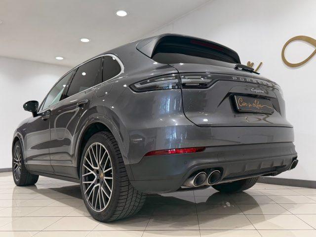 PORSCHE Cayenne 3.0 Hybrid V6 IVA ESPOSTA