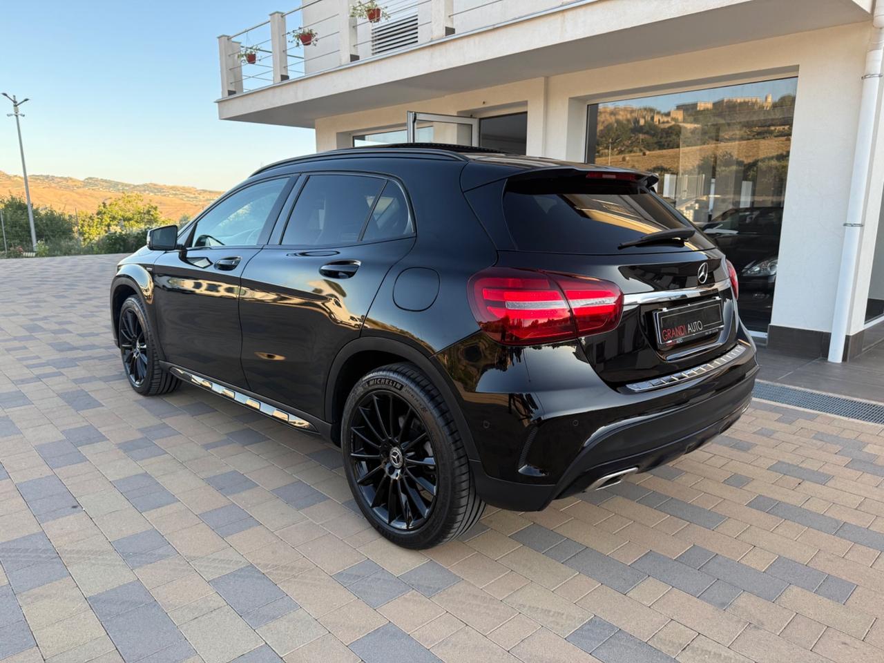 Mercedes-benz GLA 200 GLA 200d NIGHT EDITION 4Matic Premium