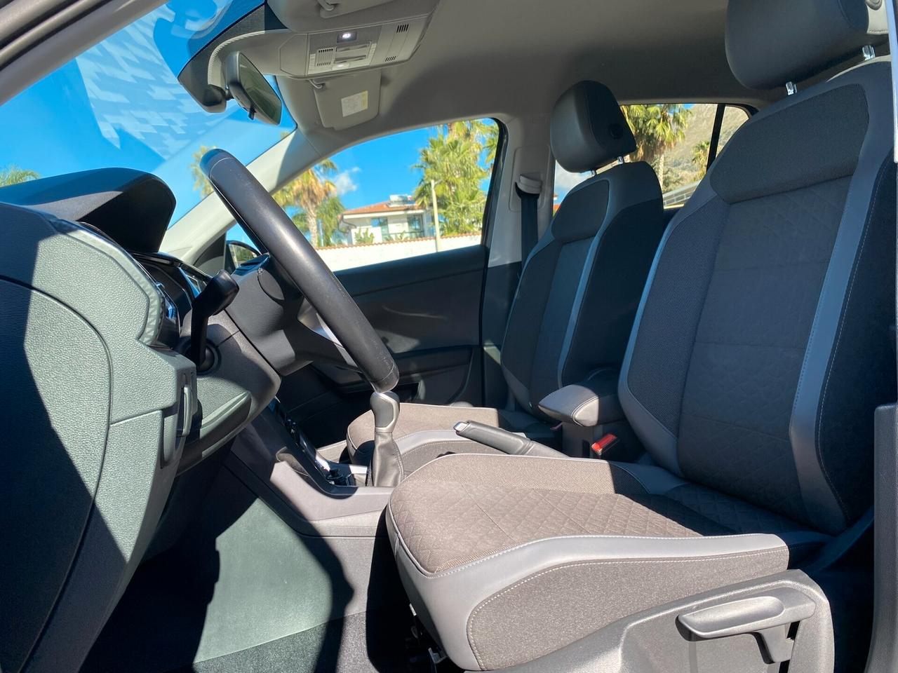 Volkswagen T-Cross Advanced 1.0 TSI 110CV