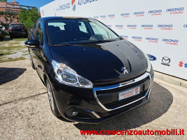 PEUGEOT 208 1.2 PureTech 82 Allure
