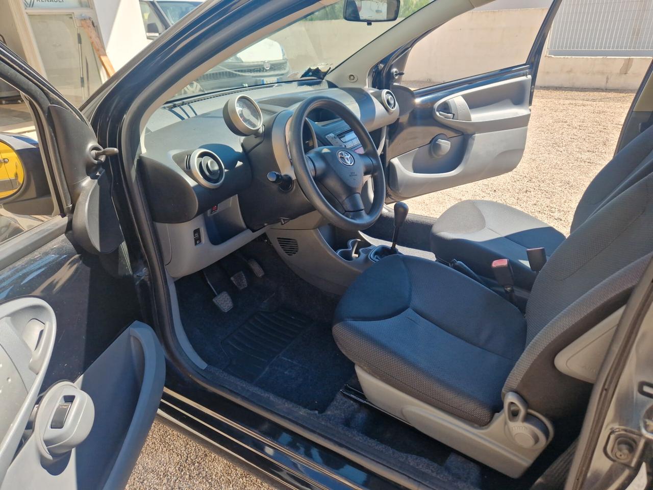 Toyota Aygo 1.0 12V VVT-i 3 porte Sol