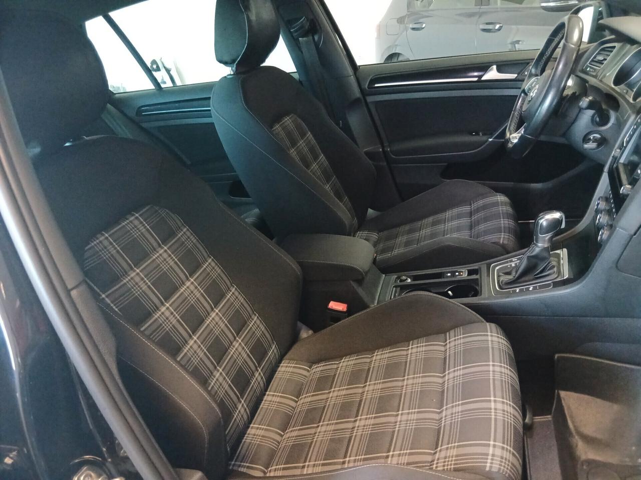 Volkswagen Golf 7 GTD 2.0 TDI DSG 184CV GARANTITA