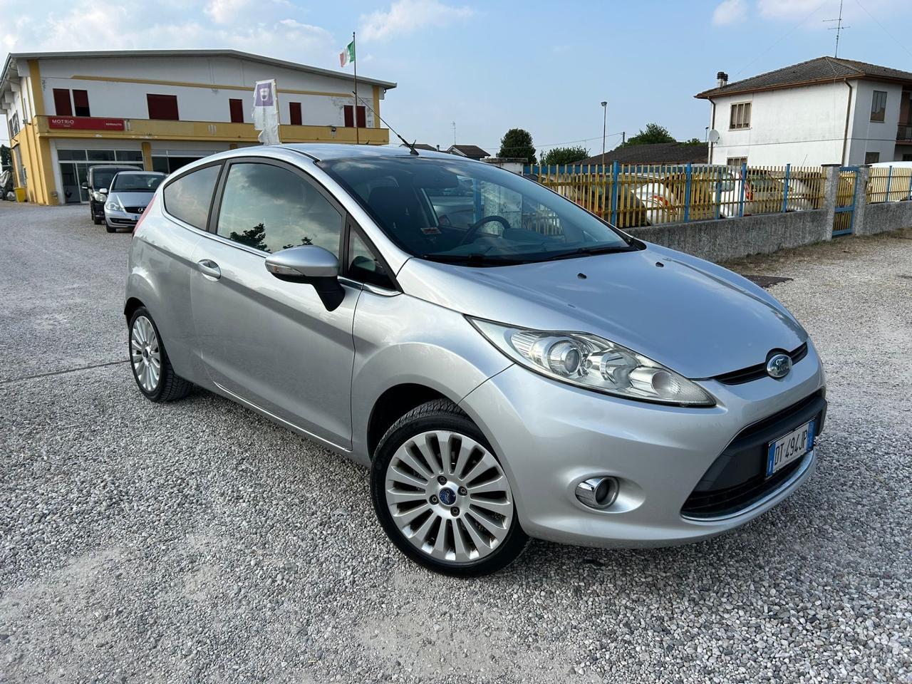 Ford Fiesta 1.2 82CV 3 porte Titanium