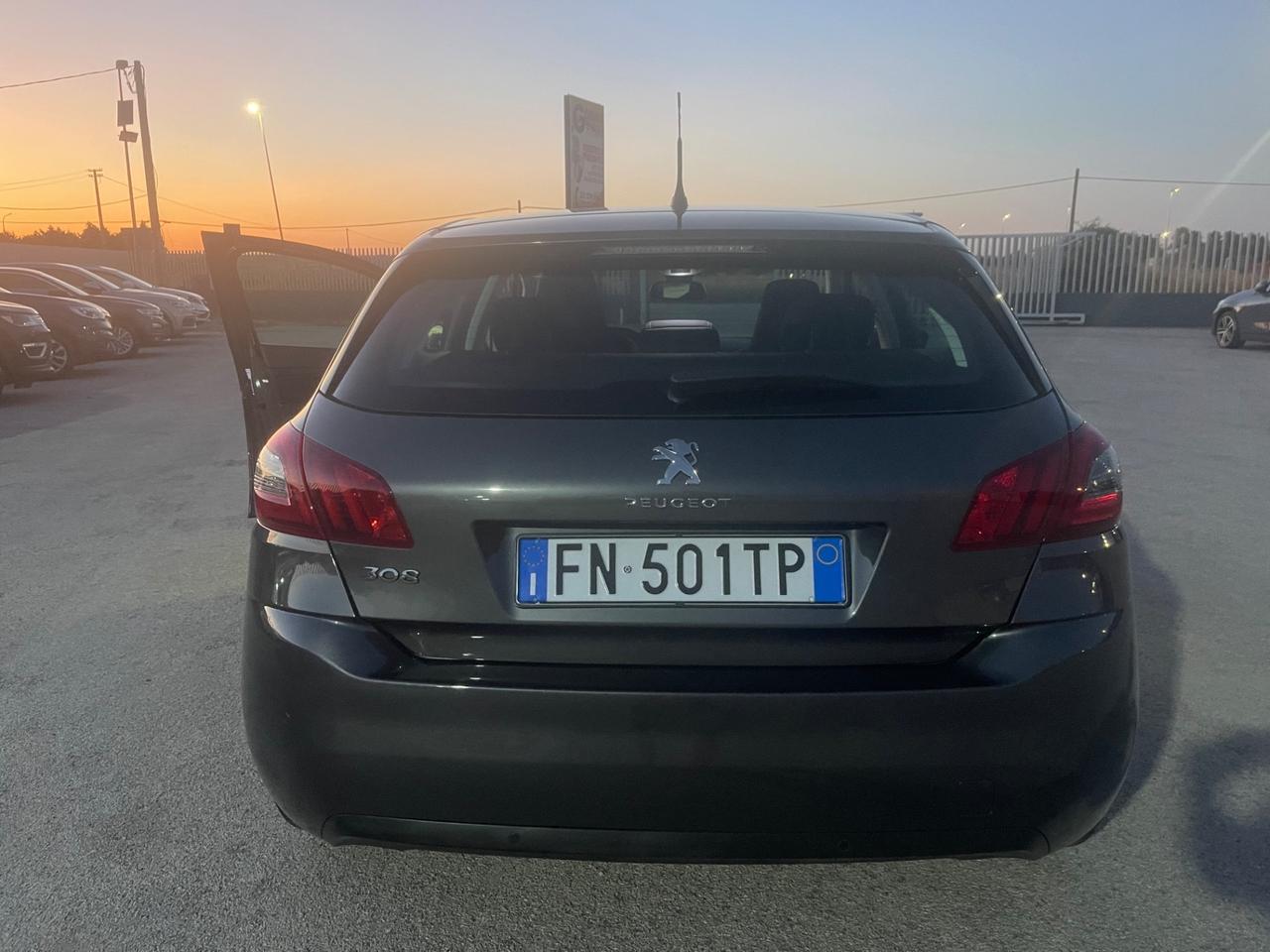PEUGEOT 308 1.6 HDI 120CV BERLINA FULL LED MY18
