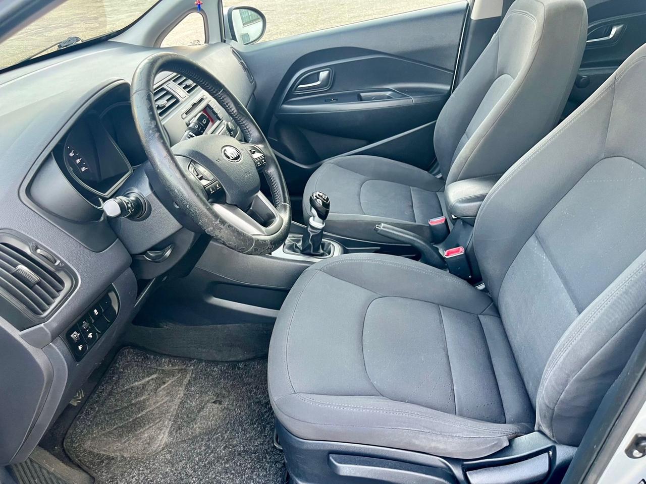 Kia Rio 1.1 CRDi 163.000km 2013 per neopatentati