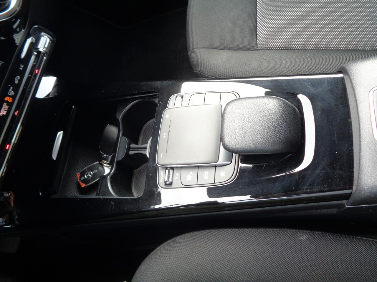 Mercedes-benz CLA 180 CLA 180 d Automatic Shooting Brake Business