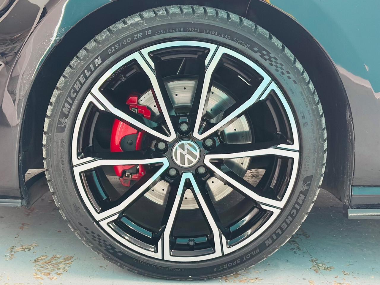 VOLKSWAGEN GOLF 7 GTI 2.0 TSI 220CV DSG AUTOMATICA