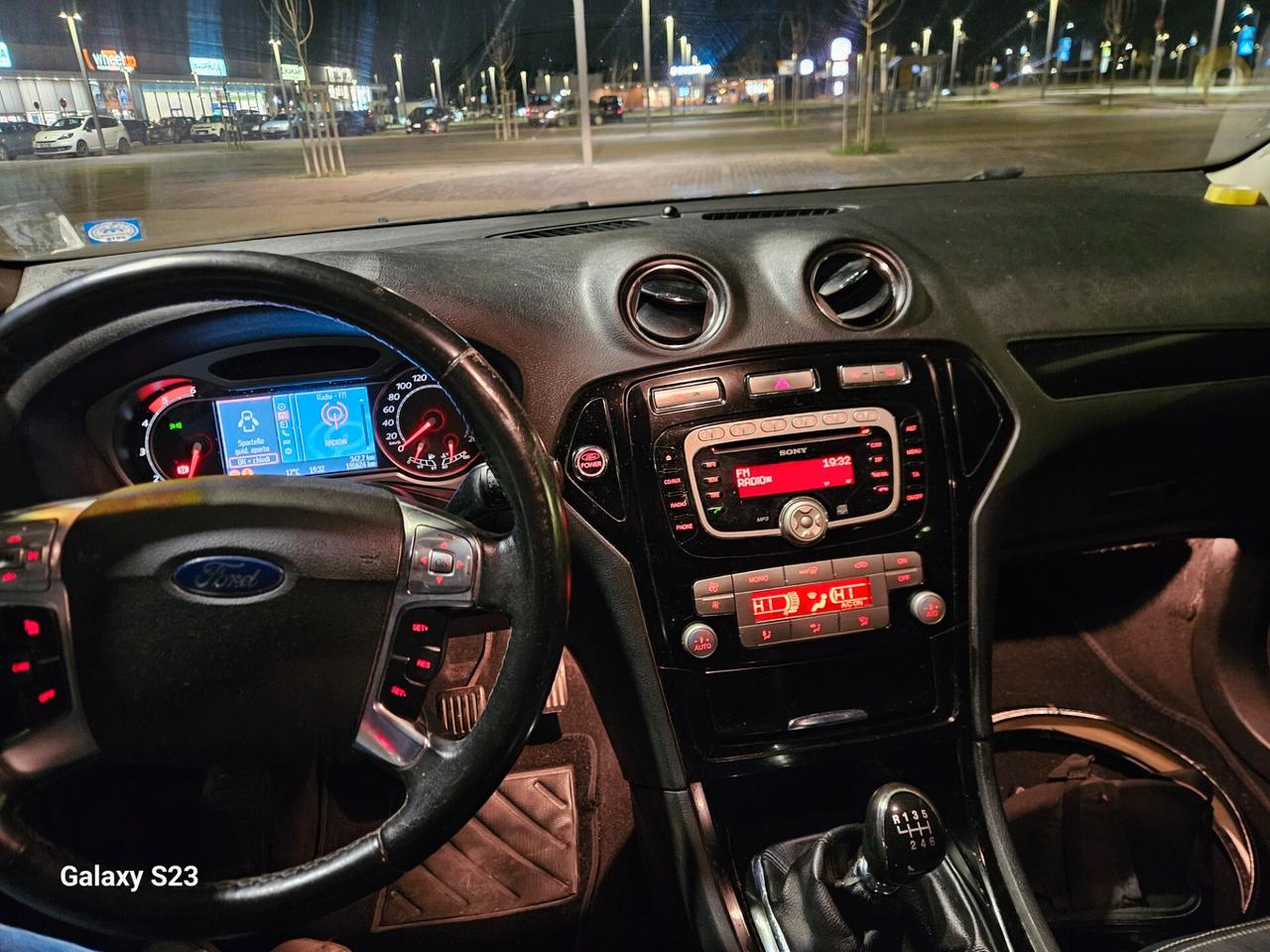 Ford Mondeo 2.0 TDCi 140 CV 4 porte Titanium DPF