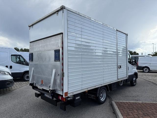 IVECO DAILY 35C14H BOX + SPONDA