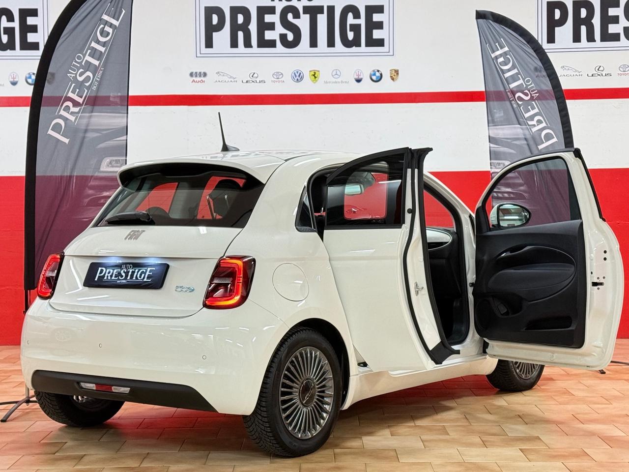 Fiat 500 500e 42 kWh La Prima