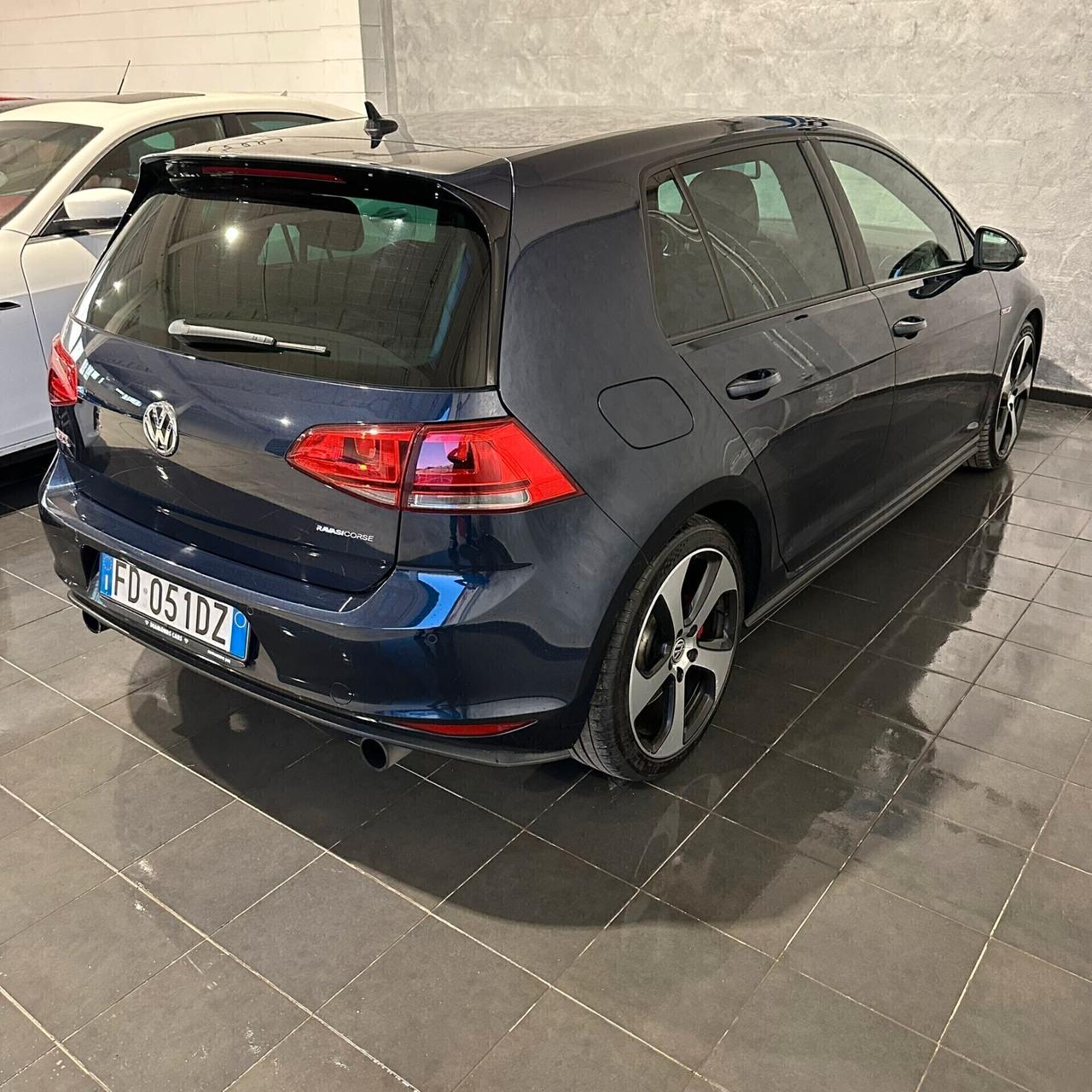 Volkswagen Golf GTI Golf GTI Performance 2.0 TSI DSG 5p. BlueMotion Technology