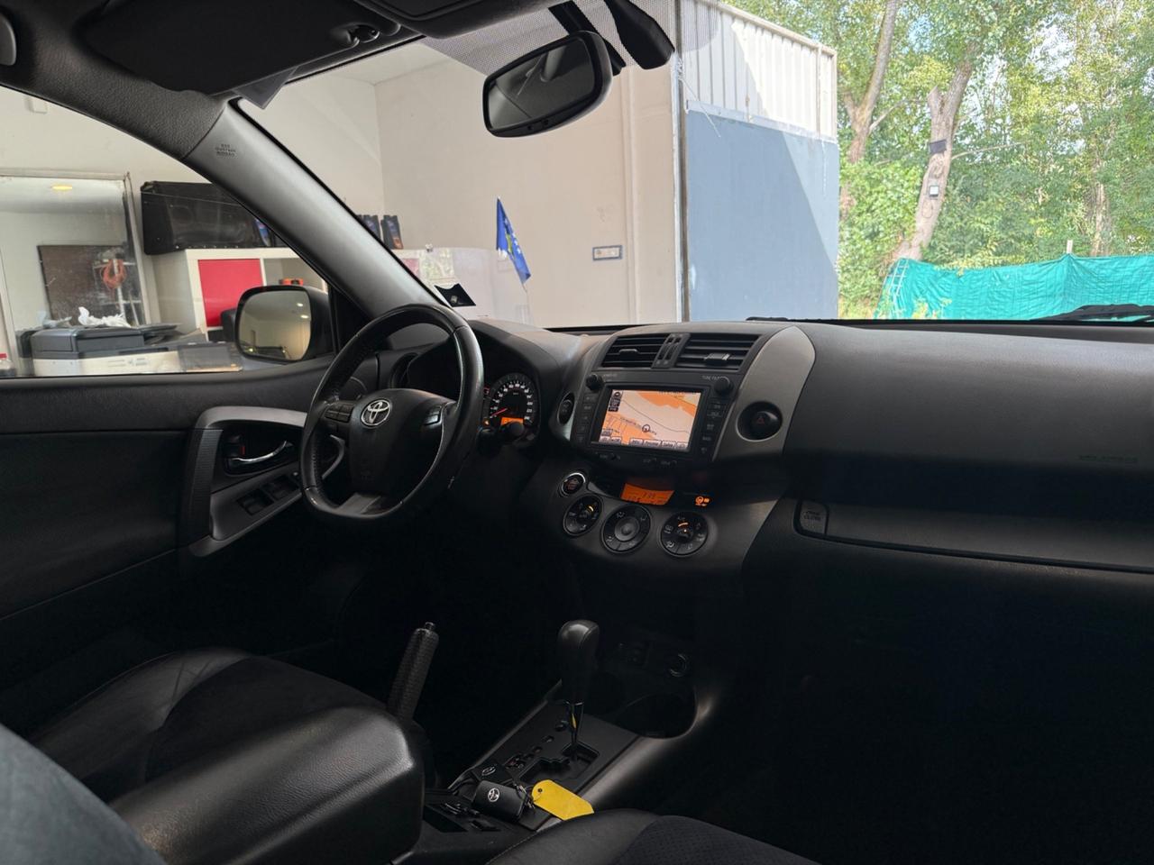 Toyota RAV 4 AUTOMATICO 2011