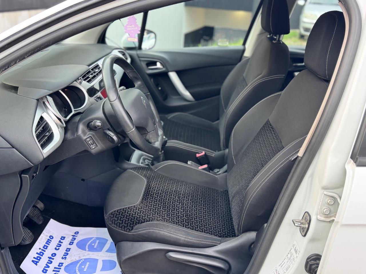Citroen C3 1.1 Benzina 60cv Neopatentati 2012
