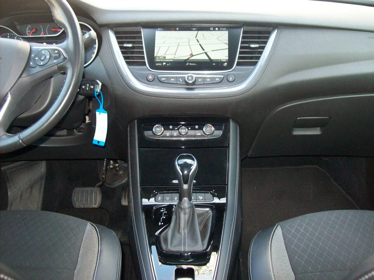 Opel Grandland X 1.5 diesel Ecotec 130CV AT8 Innovation