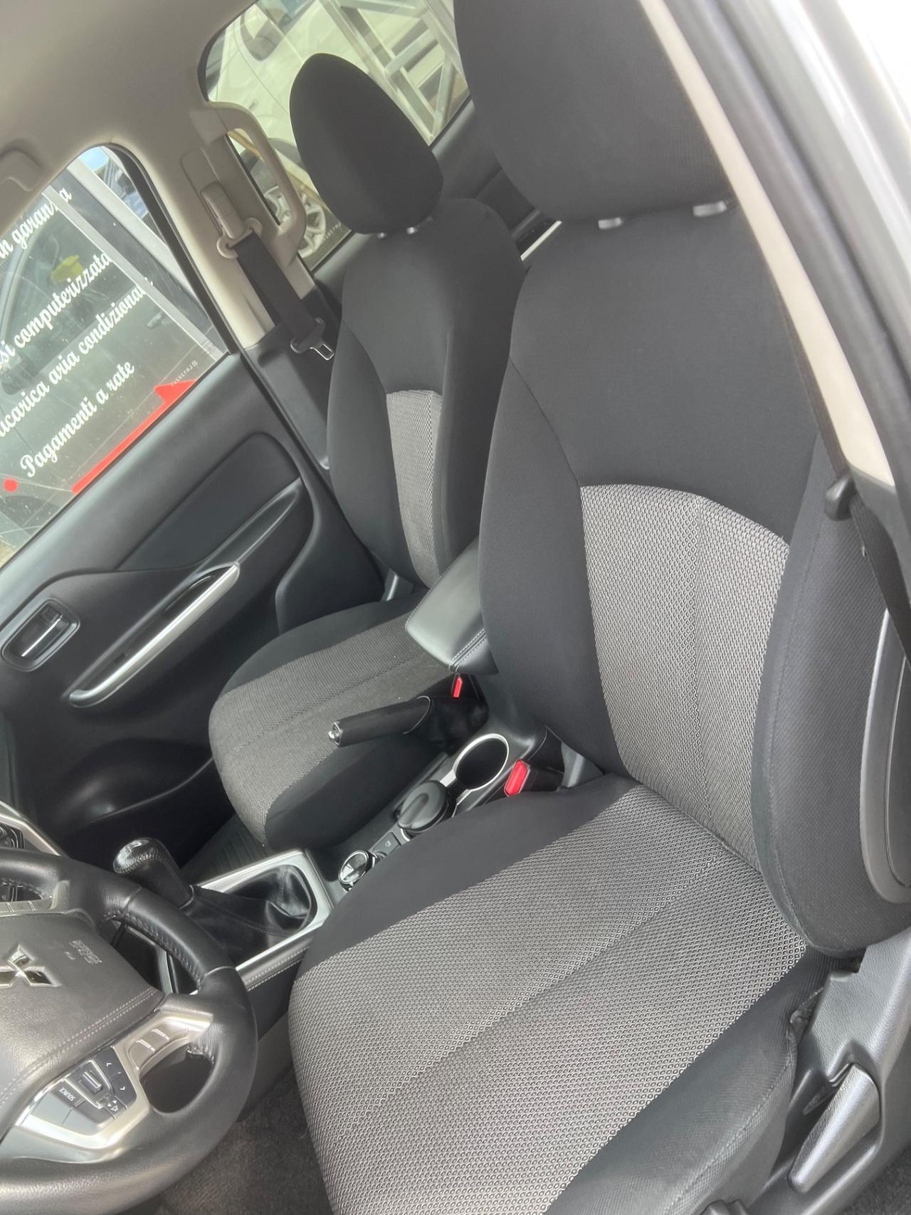 Mitsubishi L200 2.3 D Double Cab 4x4 Super Select Intense