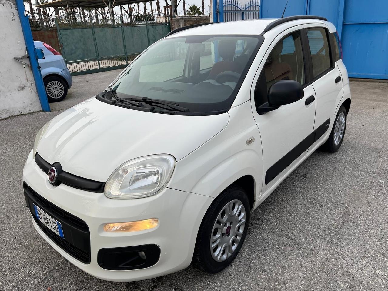 Fiat Panda -1.2 gpl-lounge-full-02/2013