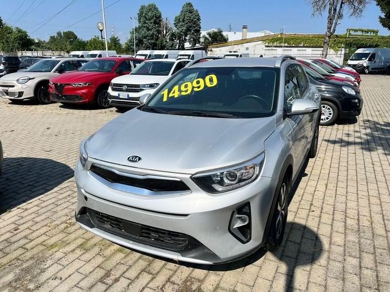 KIA Stonic 1.0 T-GDi 100 CV MHEV iMT