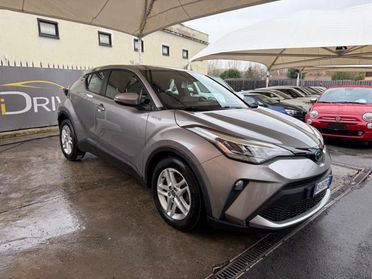 TOYOTA C-HR 1.8 Hybrid E-CVT Business