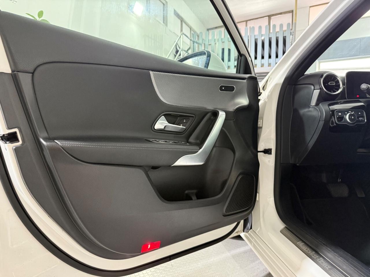 Mercedes-benz A 180 d Automatic Business
