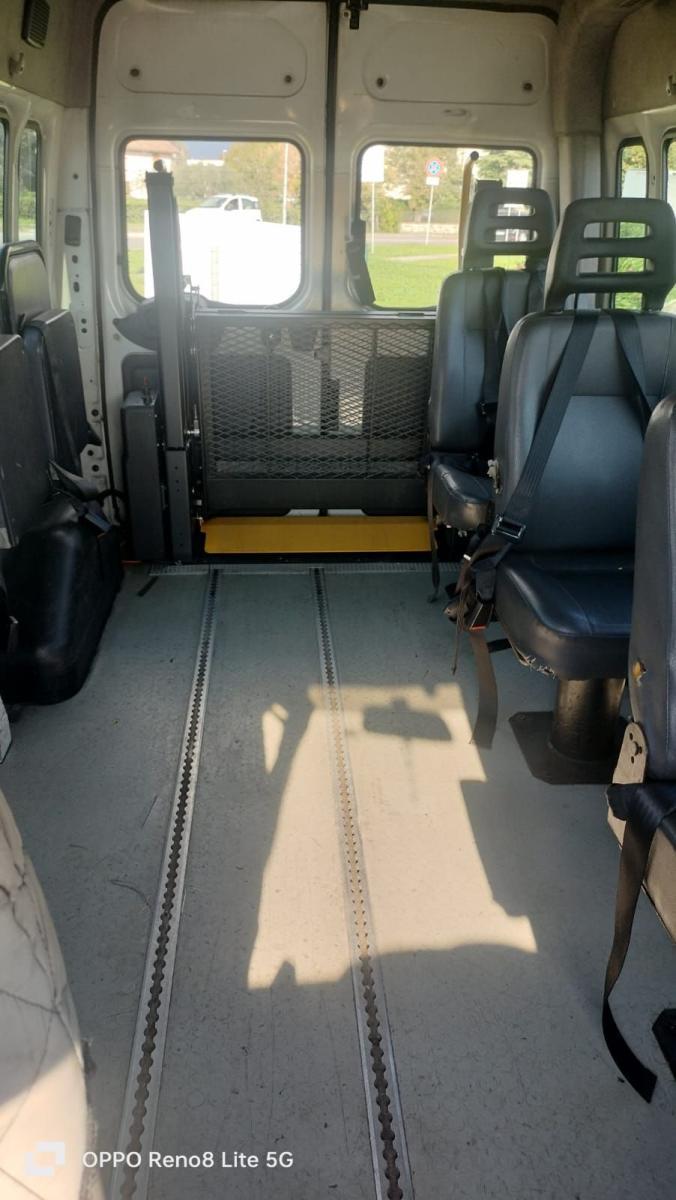 FORD - Transit; TRASPORTO DISABILI