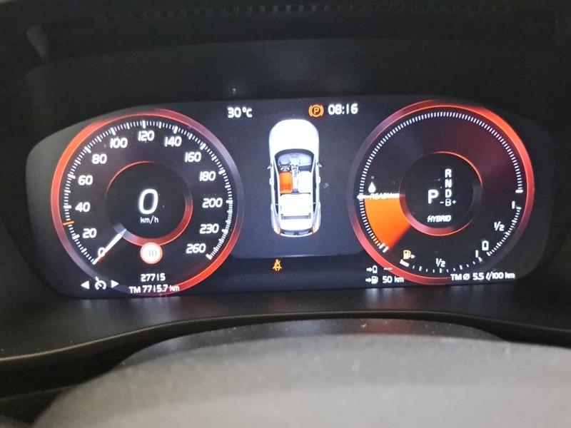 VOLVO XC40 T5 RECHARGE PLUG-IN AUTO CORE SUV