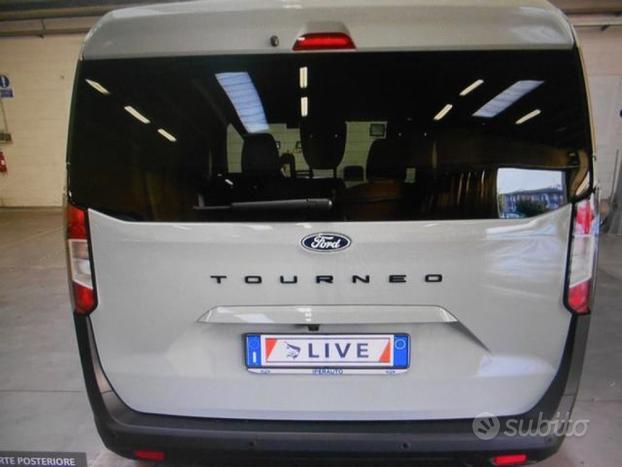 FORD Tourneo Courier ECOBOST OUERSHIFT TITANIUM