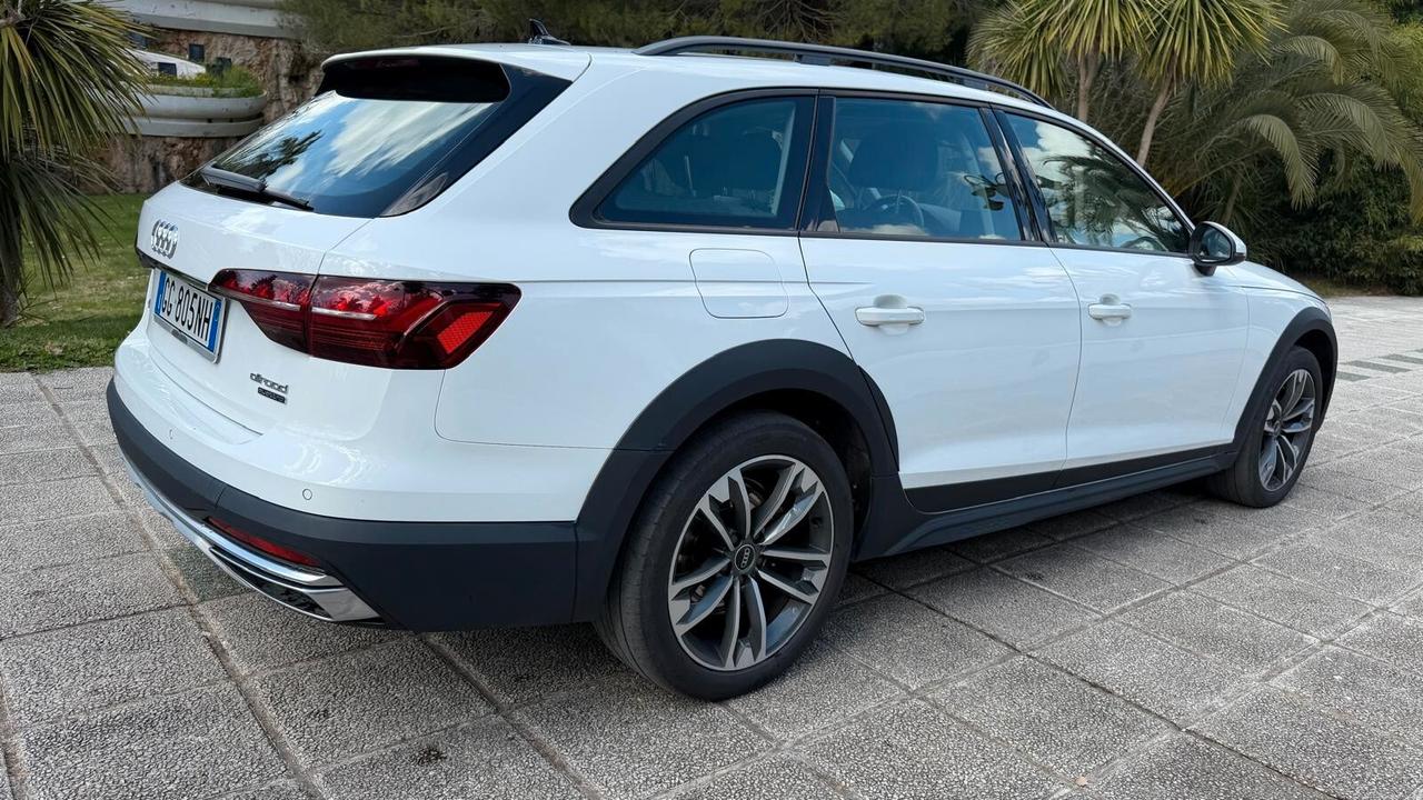 Audi A4 allroad 40 TDI 204 CV S tronic Identity Contrast