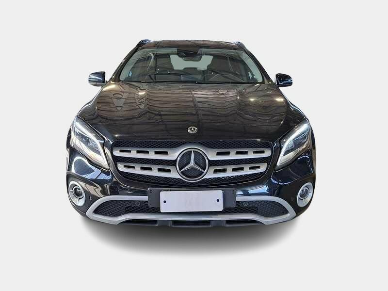 MERCEDES-BENZ GLA 200 d Automatic Business Extra