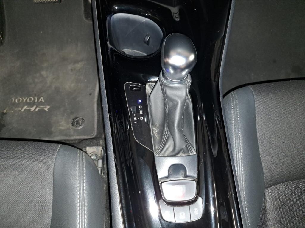 TOYOTA C-HR (2016-2023) - C-HR 2.0 Hybrid E-CVT Trend