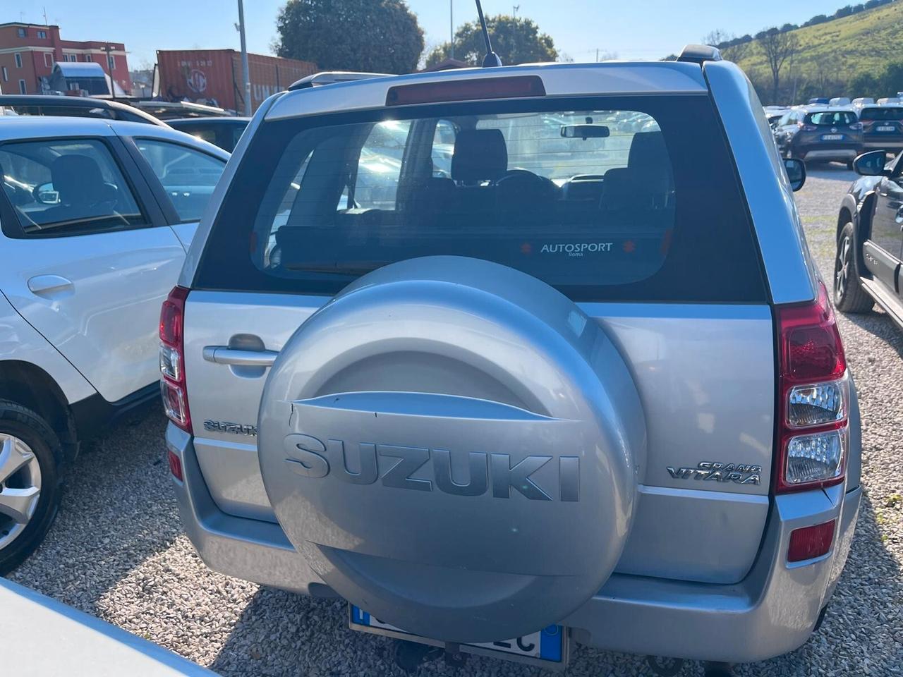 Suzuki Grand Vitara 1.9 DDiS 5 porte