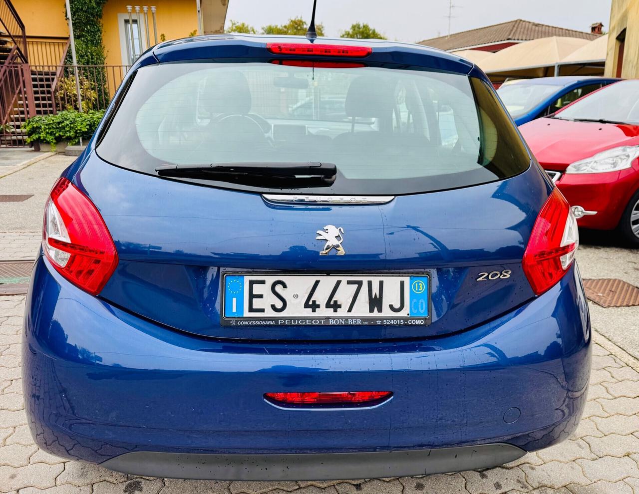 Peugeot 208 1.2 5porte Allure Ok Neopatentati